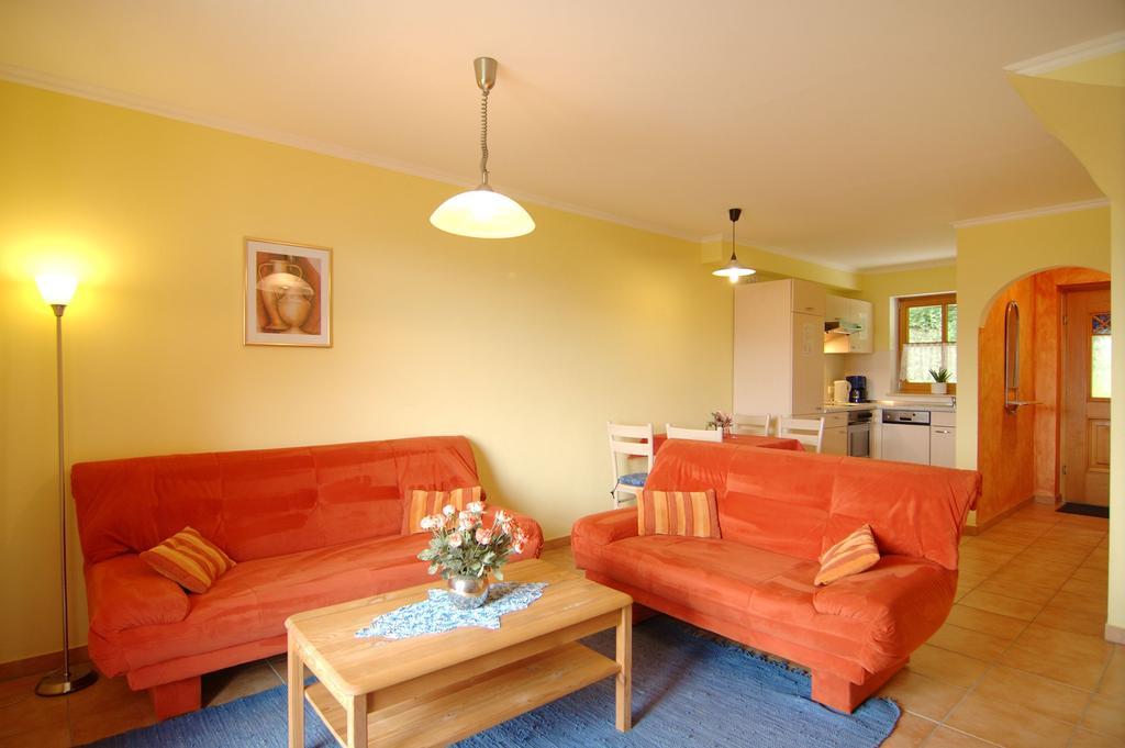 Wellness Ferienwohnungen Zellertalblick 드라흐젤스리에트 객실 사진